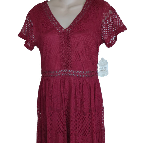 NWT Burgundy Crochet & Lace Maxi Dress M ALTAR'D STATE Bohemian BOHO Boutique - Picture 2 of 16